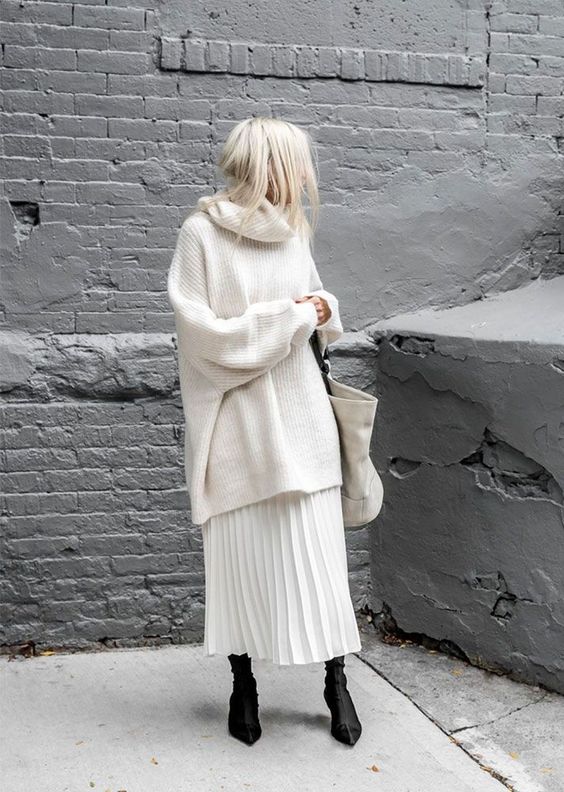 Comment porter la jupe plissée en hiver - Sleepy Kate
