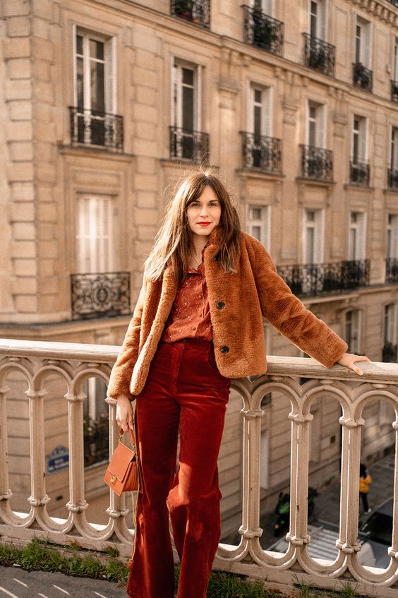 3 associations de couleurs qui fonctionnent à tous les coups! Améliorez votre style vestimentaire avec mes conseils de mode! #caspulewardrobe #slowfashion #sleepykate